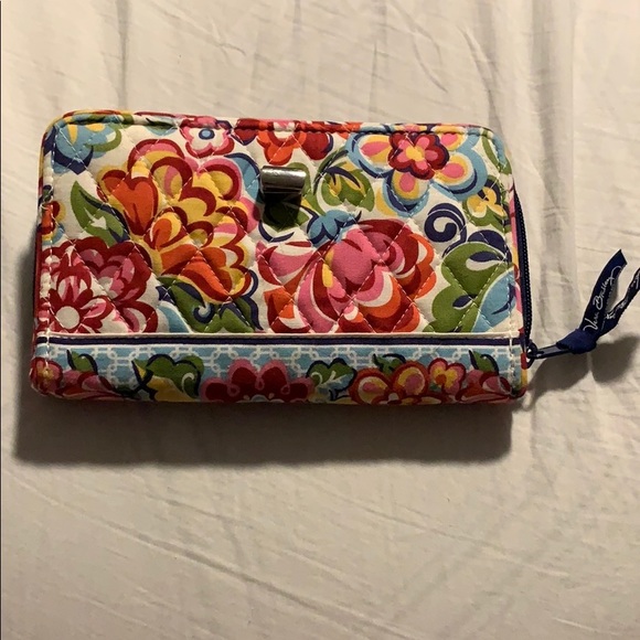 Vera Bradley Handbags - Vera Bradley Turnlock Wallet in Hope Garden.